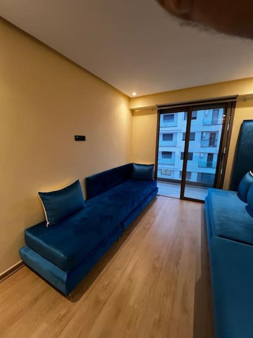 Bay Apartment *